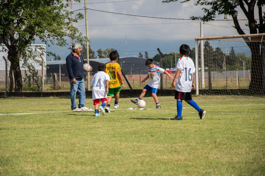 79392-ciento-veinte-formadores-deportivos-seran-capacitados-por-la-fundacion-river-plate
