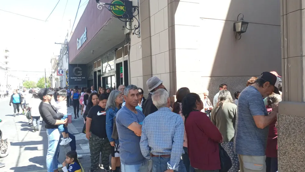 e7140bfb-a7b0-439e-87d0-da003c355769