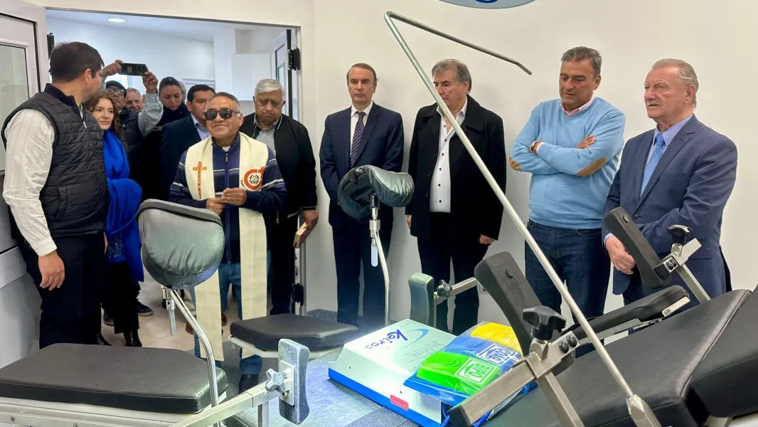 7594-marocco-y-mangione-participaron-en-la-inauguracion-de-una-clinica-en-general-guemes-20240727122454