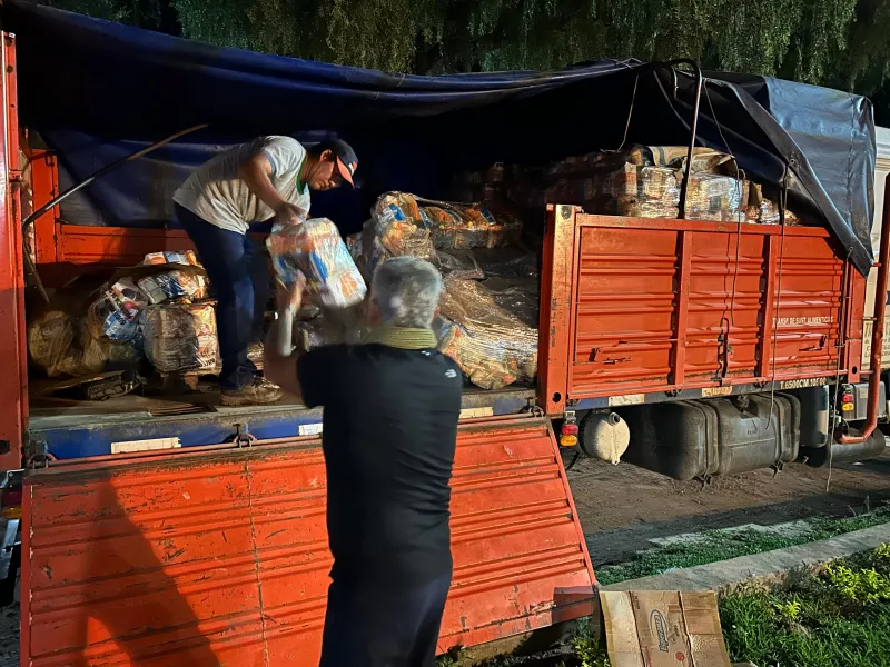 18395-a-provincia-despliega-la-asistencia-aerea-terrestre-y-fluvial-en-rivadavia-banda-norte-morillo