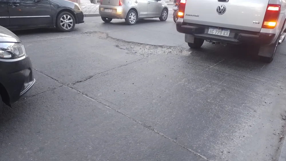 paradas de colectivos bache