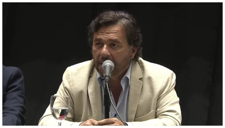 GUSTAVO SÁENZ 2025