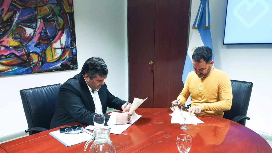 103274-la-amt-y-la-municipalidad-de-salta-firmaron-un-nuevo-convenio-para-el-sistema-impropio
