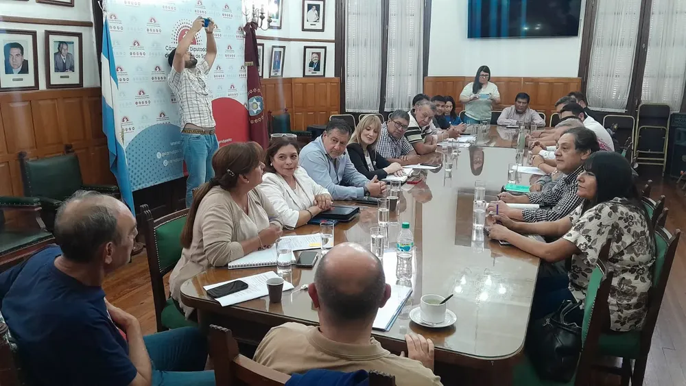 WhatsApp Image 2025-11-17 at 17.27.08