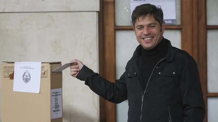 axel-kicillof-vota-en-las-elecciones-legislativas-de-la-provincia-de-buenos-aires-foto-reuters-tomas-cuesta-OICZLPFPCJHYDIKDEWMHEEIFGE