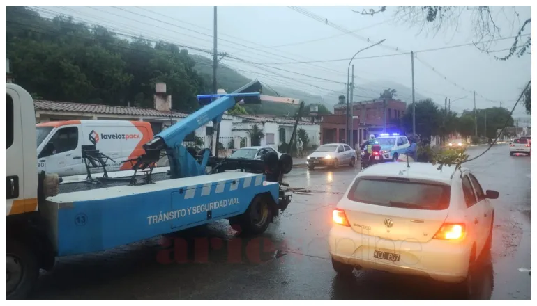 accidente bache av artigas