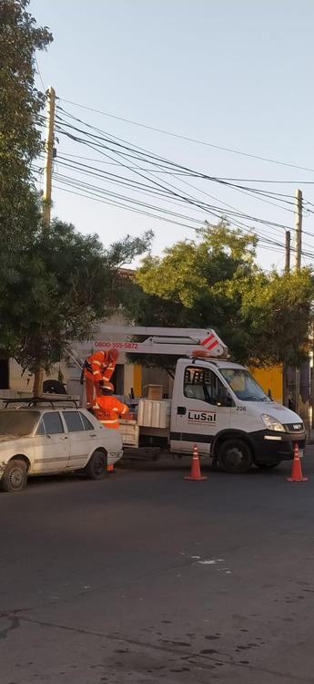 f170cb75-78b4-40e4-844d-dd3325520f5c