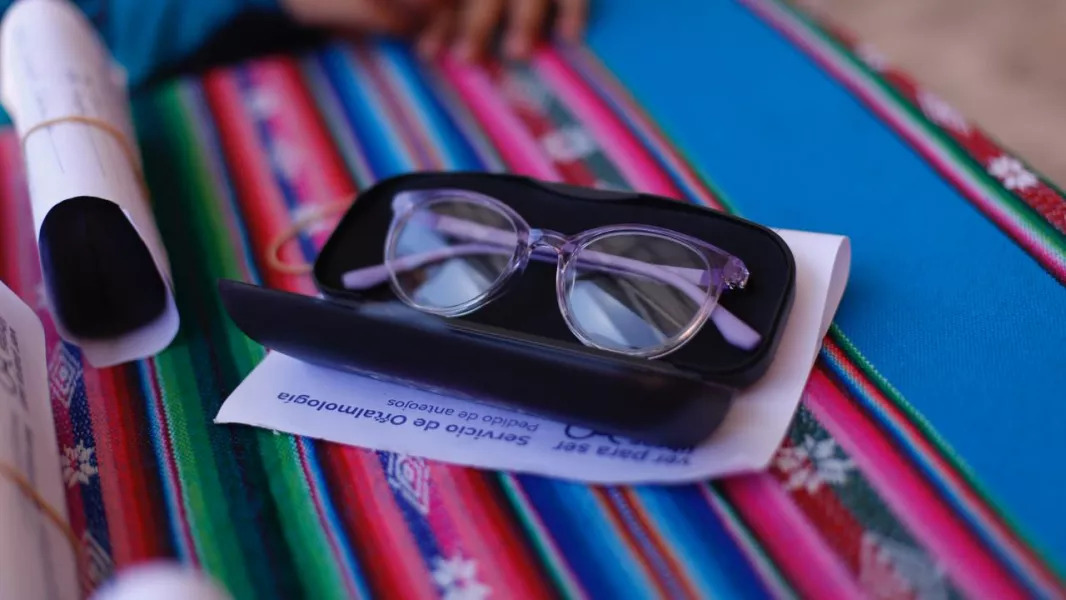 20725-ver-para-ser-libres-se-entregaron-mas-de-250-lentes-para-estudiantes-rurales