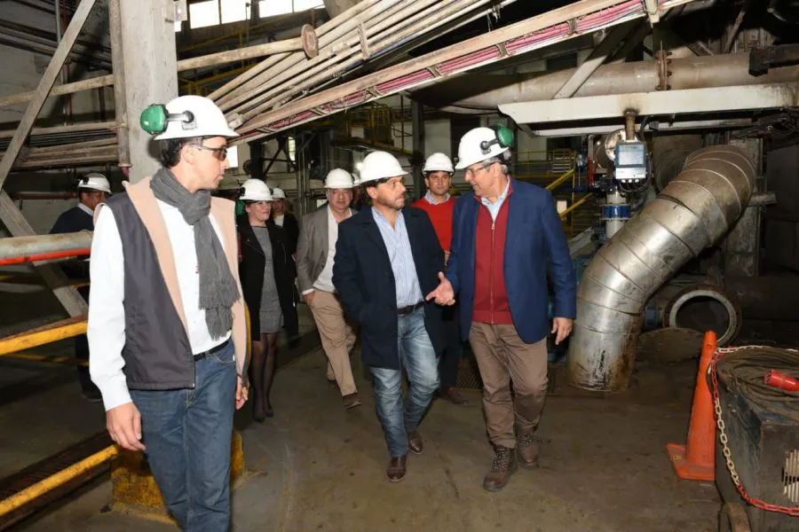 12146-el-gobernador-saenz-ratifico-su-apoyo-a-la-industria-saltenia-azucarera-y-de-biocombustibles