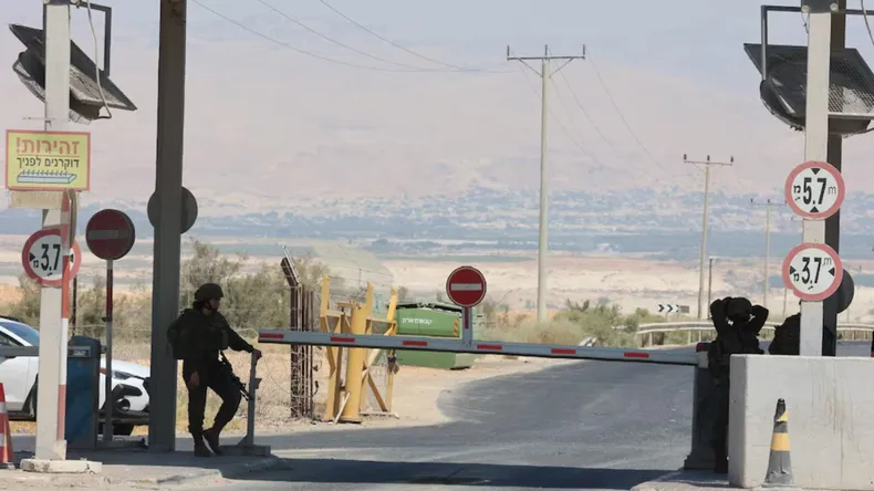 israel-paso-fronterizo