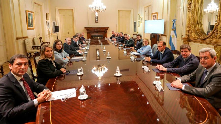 gobernadores con alberto