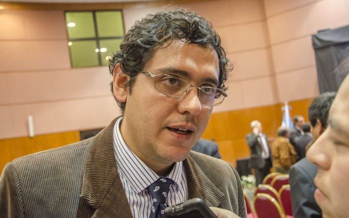 gustavo-solis