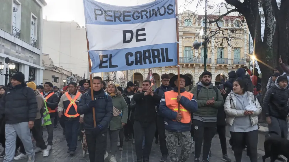 1b550a9c-88d4-425f-bc09-7c5050366b46