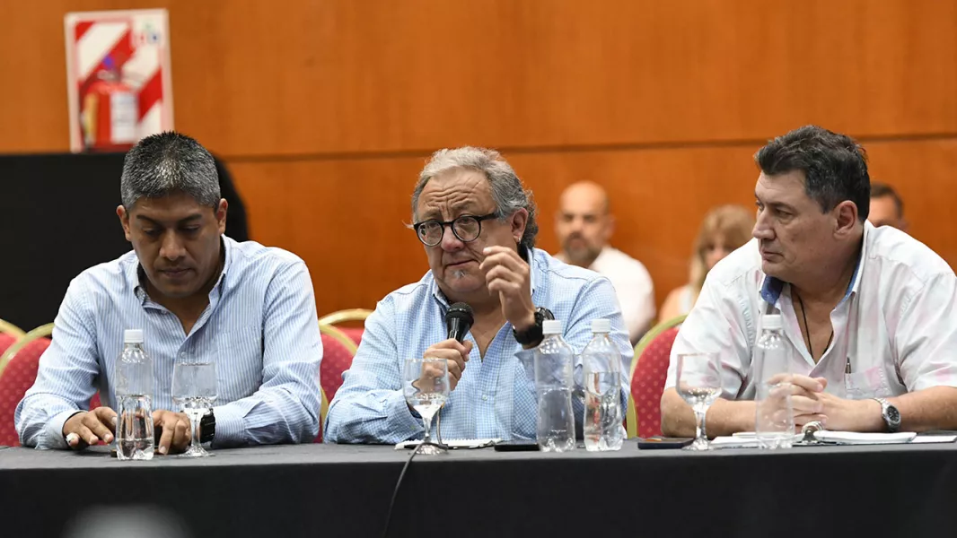 16513-luego-de-la-aprobacion-del-presupuesto-2026-se-reanudaron-las-paritarias-en-salta