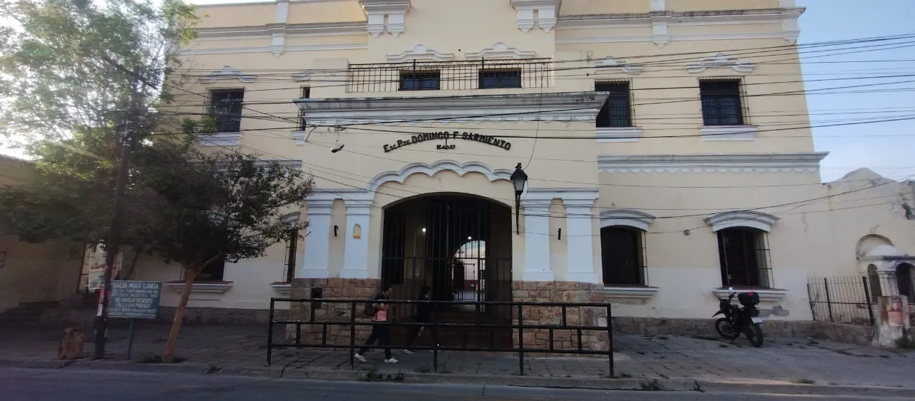 escuela  sarmiento 