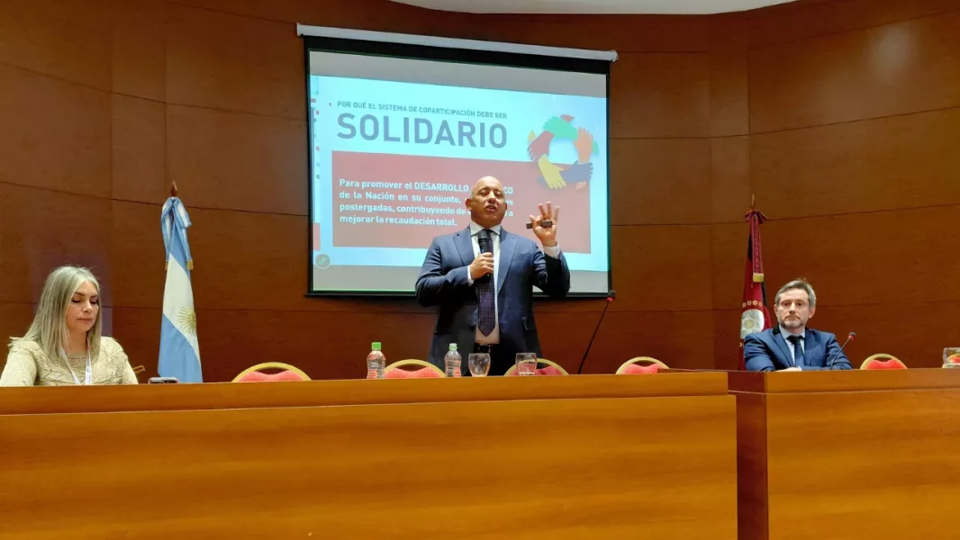 23855-gobierno-expuso-sobre-coparticipacion-federal-en-el-cierre-de-las-v-jornadas-de-derecho-previsional
