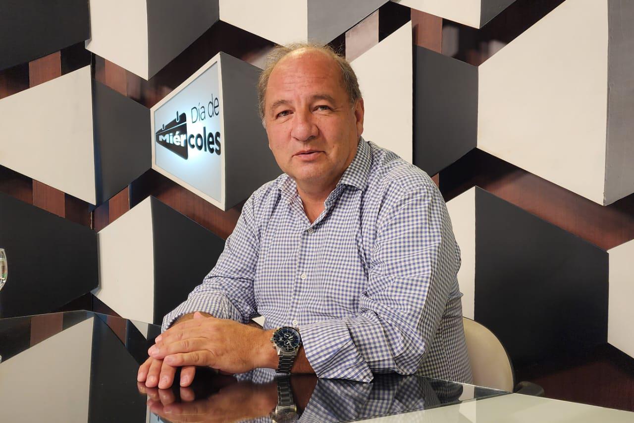 ricardo villada en día de miércoles