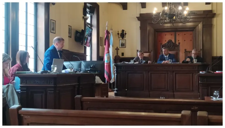 eduardo villalba maría cash