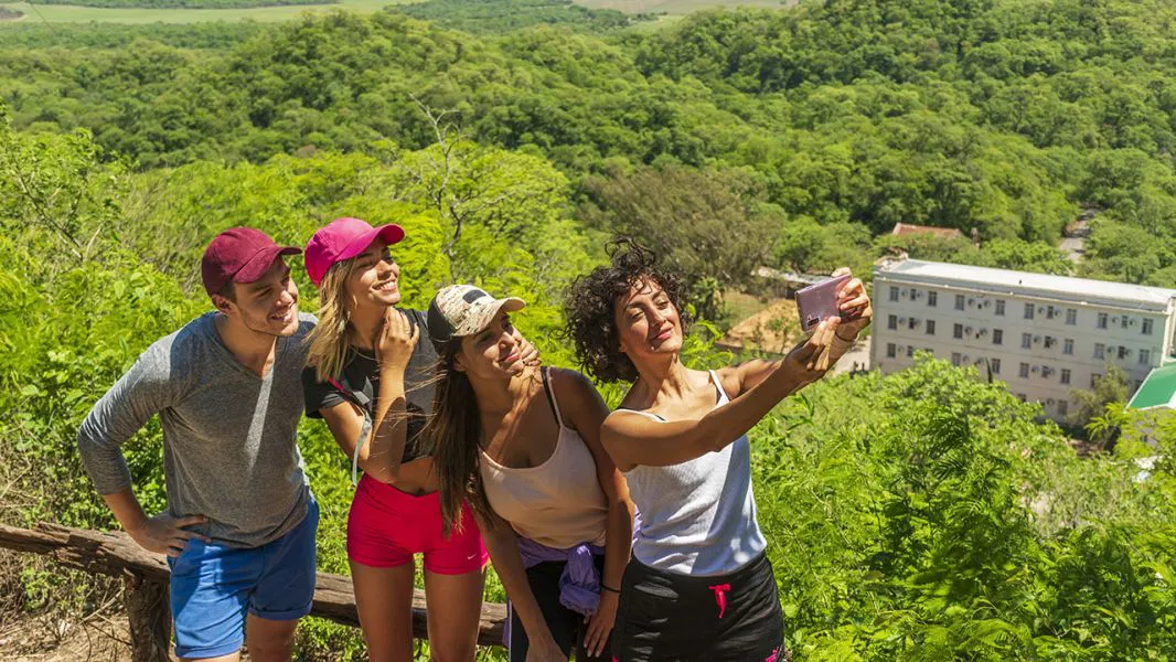 94897-el-movimiento-turistico-de-semana-santa-en-salta-genero-un-impacto-economico-de-mas-de-14-mil-millones-20240403152123