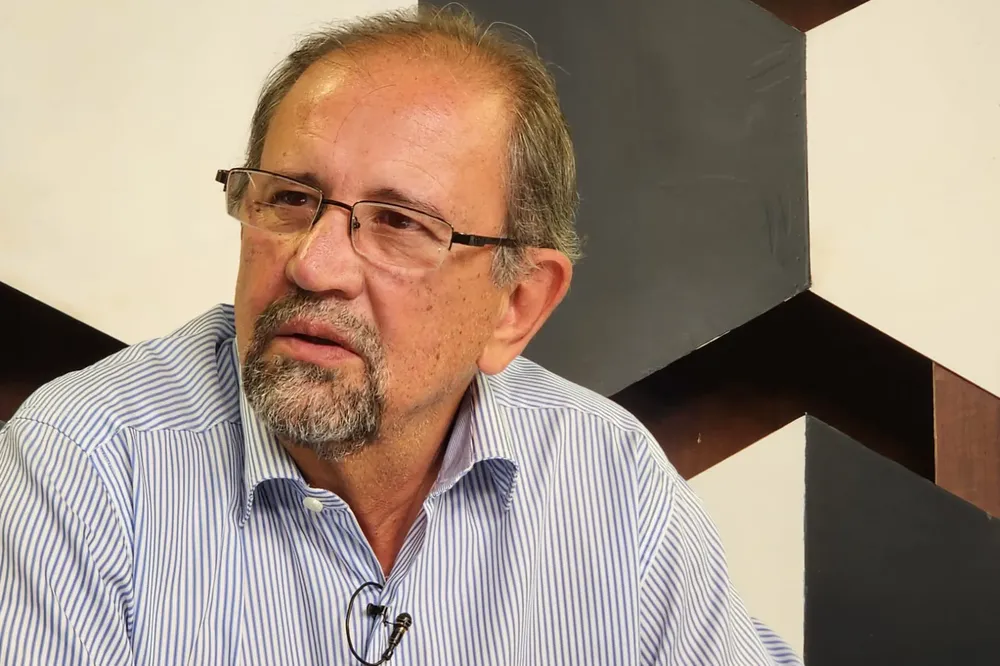 sergio camacho en día de miércoles