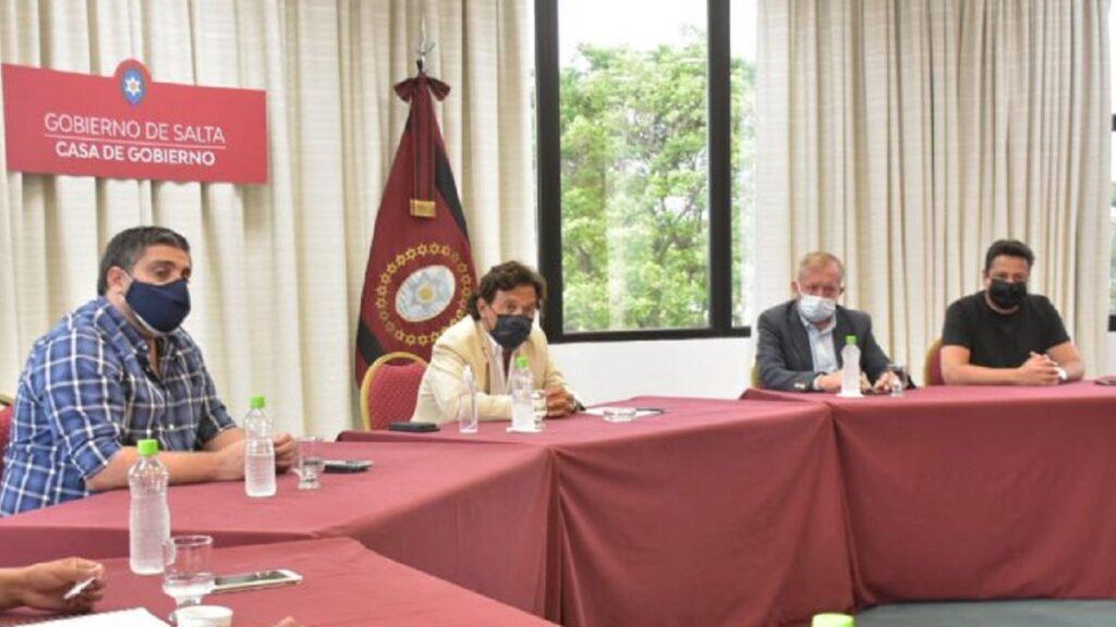 Gustavo-Saenz-foro-de-intendentes-1024x576