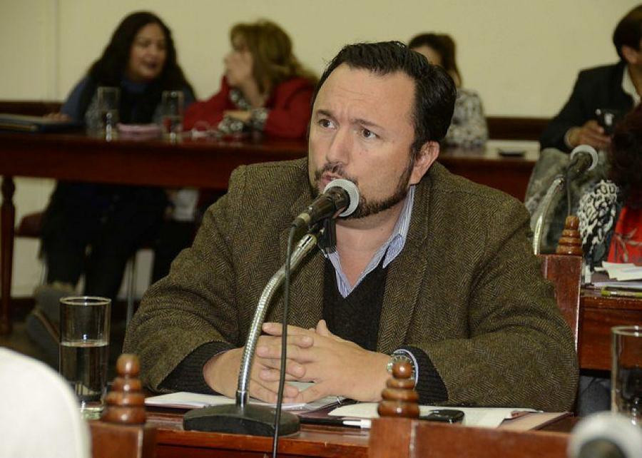 nota-1510193-para-castillo-provincia-invirtio-nada-849298