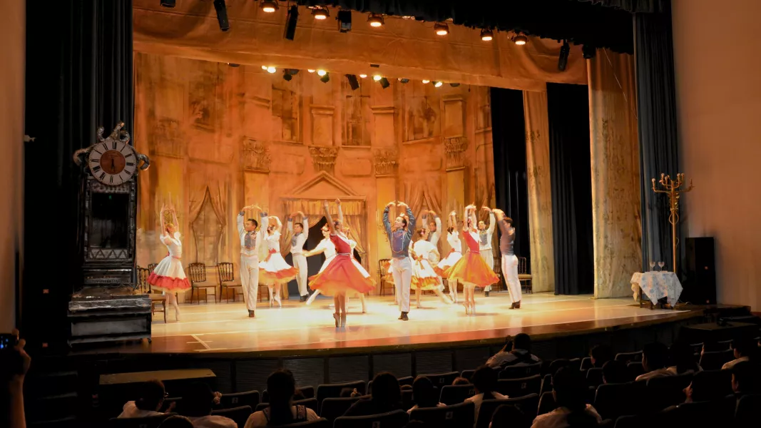 107426-ballet-de-la-provincia-presenta-este-fin-de-semana-baile-de-graduados-en-la-casa-de-la-cultura