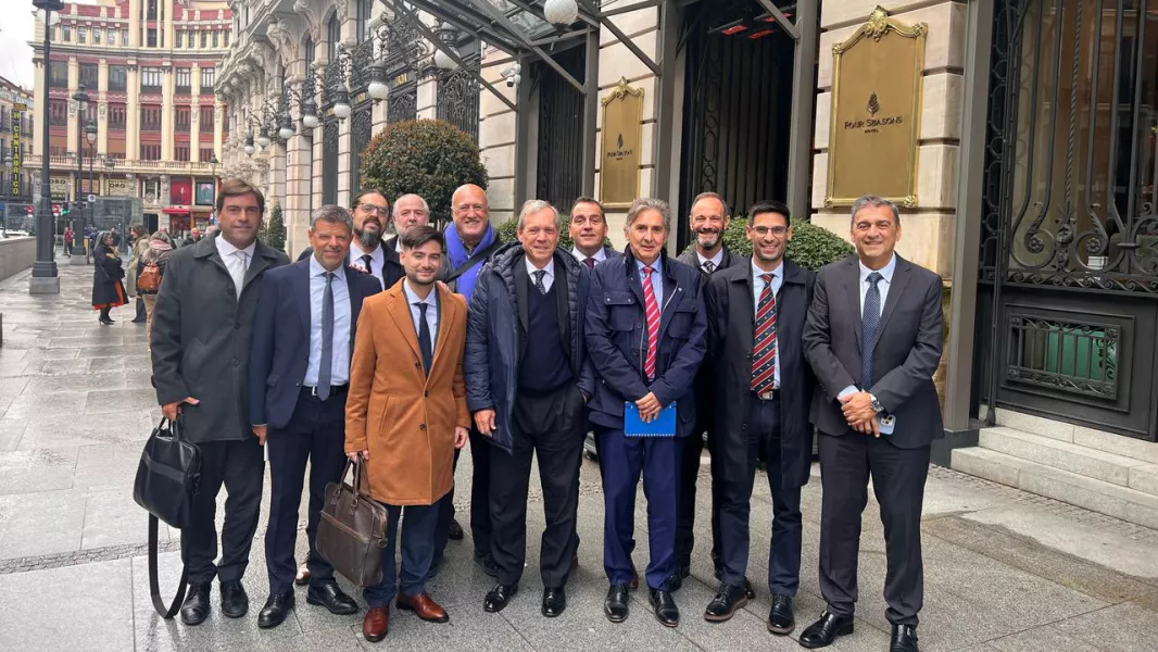 100468-salta-participa-en-un-seminario-internacional-sobre-innovacion-en-gestion-sanitaria