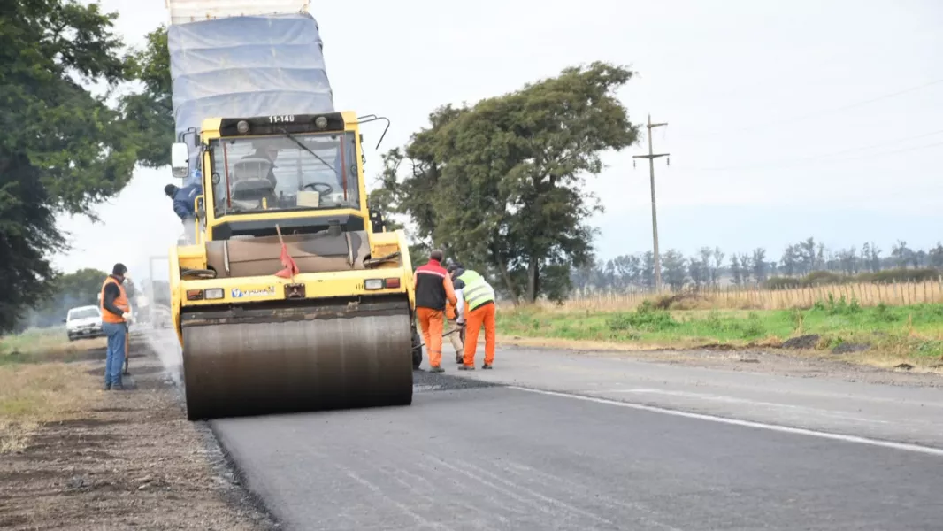 24234-saenz-destina-recursos-provinciales-para-la-repavimentacion-de-la-ruta-nacional-934-ante-la-demora-de-nacion (1)