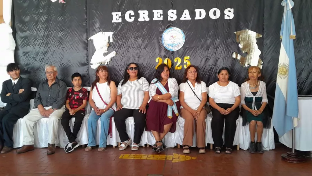 105428-trabajadores-del-mercado-san-miguel-concluyeron-sus-estudios-primarios