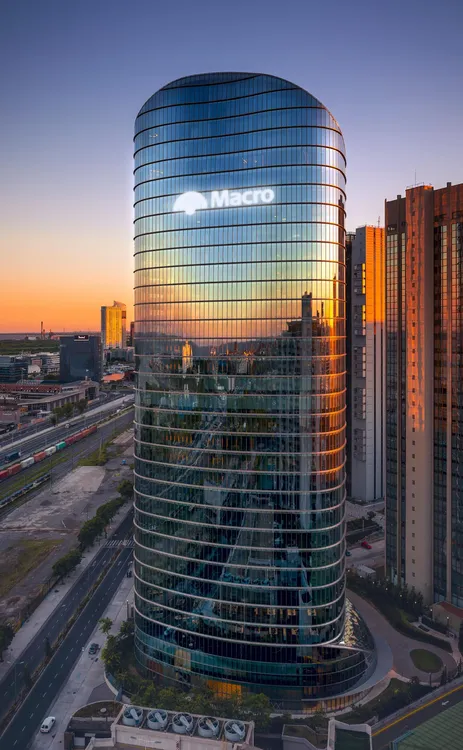 Foto Torre Macro nueva 3 - logo ret (1)