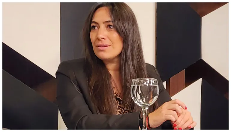 agustina agolio en día de miércoles