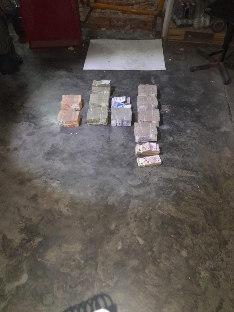 WhatsApp-Image-2022-10-09-at-21.18.52-1-768x1024