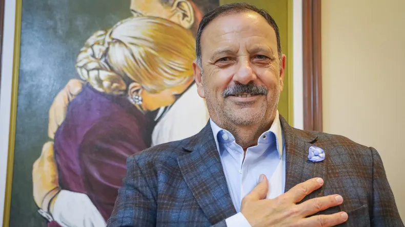 ricardo-quintela-peronista-escarapelapng