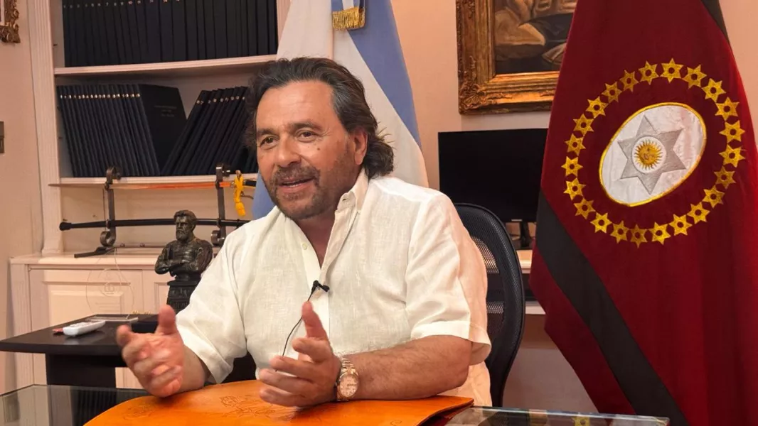 104755-saenz-sobre-el-nuevo-gabinete-nacional-esperamos-que-a-pesar-de-que-todos-son-de-buenos-aires-tengan-una-mirada-federal