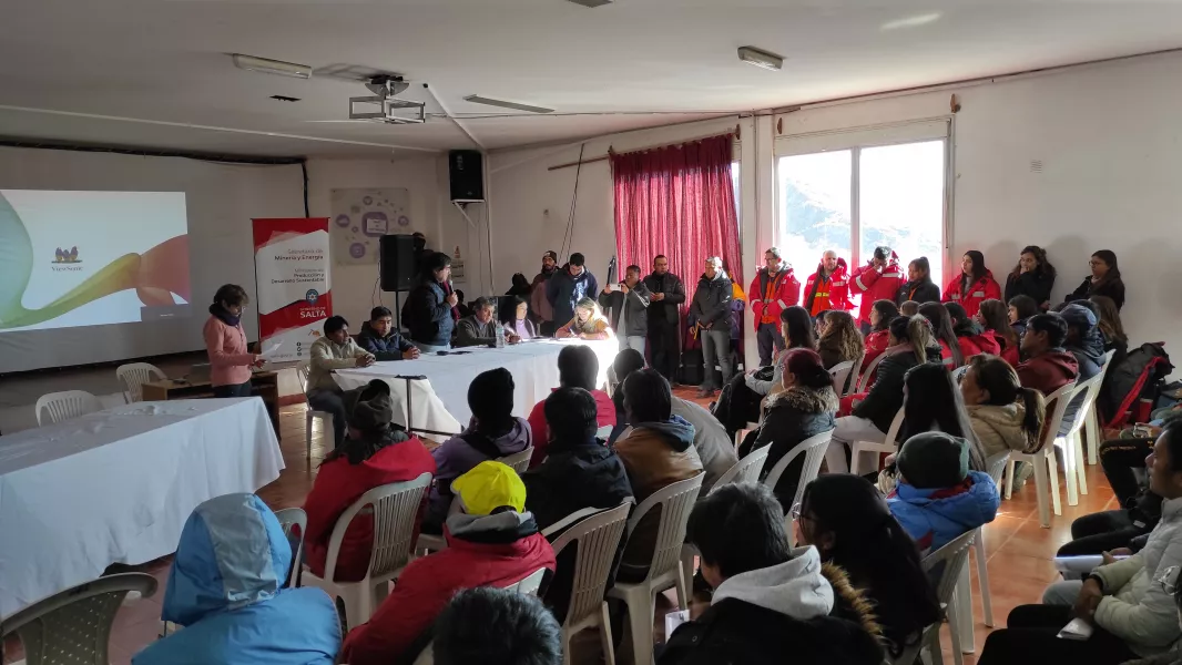 102299-san-antonio-de-los-cobres-fue-escenario-de-la-jornada-de-empleabilidad-y-proveedores-mineros-de-la-puna