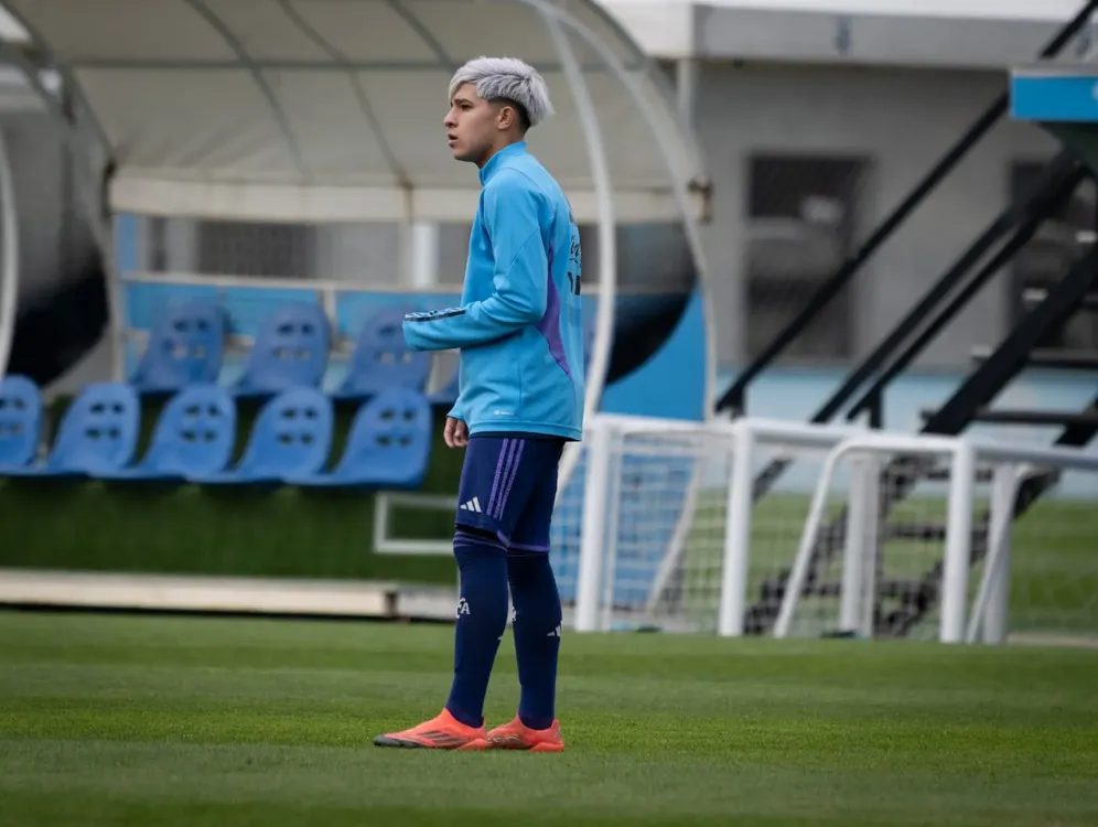 8fc18edb-2e93-4f94-86ed-27b4bcb4bb53