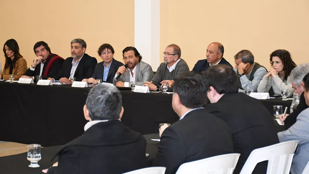 13774-gabinete-ampliado-en-guemes-el-centralismo-no-mira-las-realidades-de-las-provincias