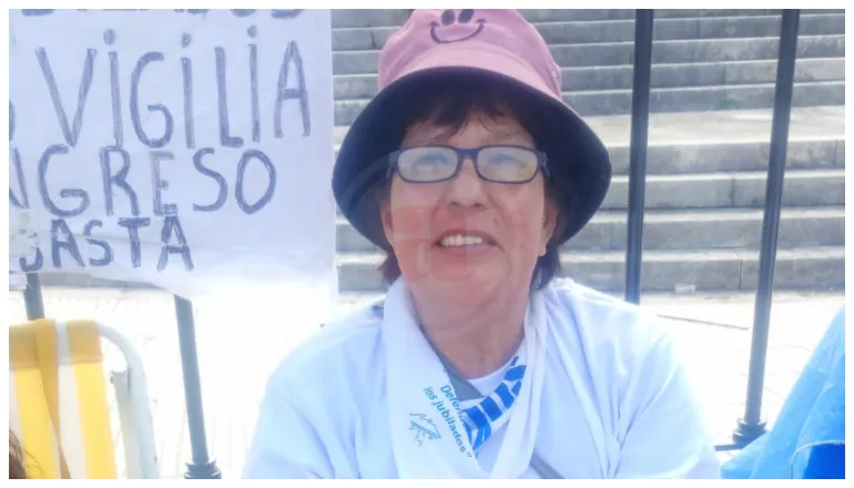 GRACIELA ARAMAYO ENCADENADA