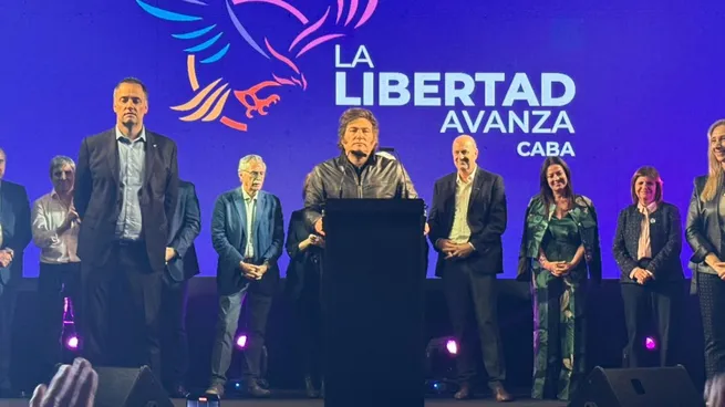 milei-adorni-campana-cabajpg