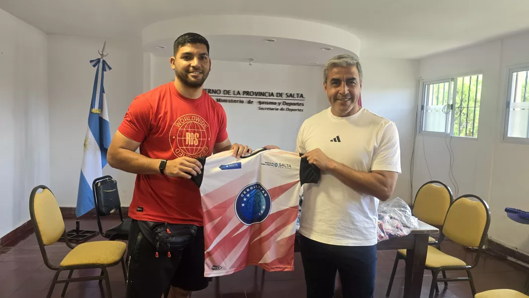 20990-entrega-de-indumentaria-deportiva-a-los-equipos-del-programa-cebollitas