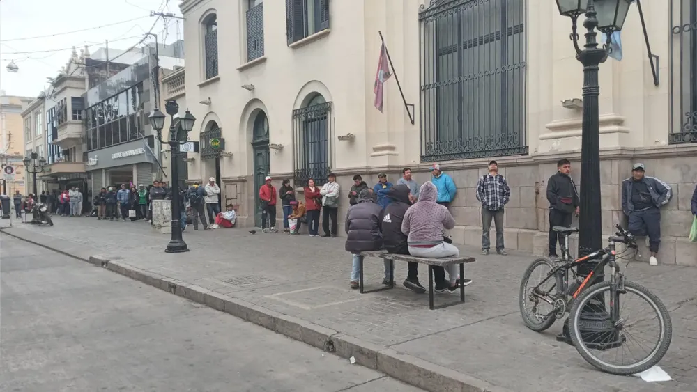 largas filas banco nación