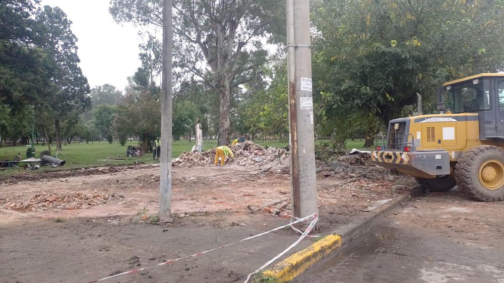 demolición espacio av sarmiento y ohiggins