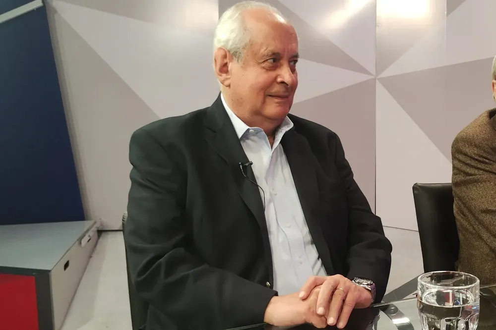 Dr. Guillermo Martinelli