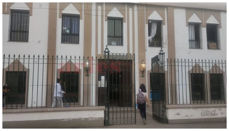 escuela castellanos-iglesia clases