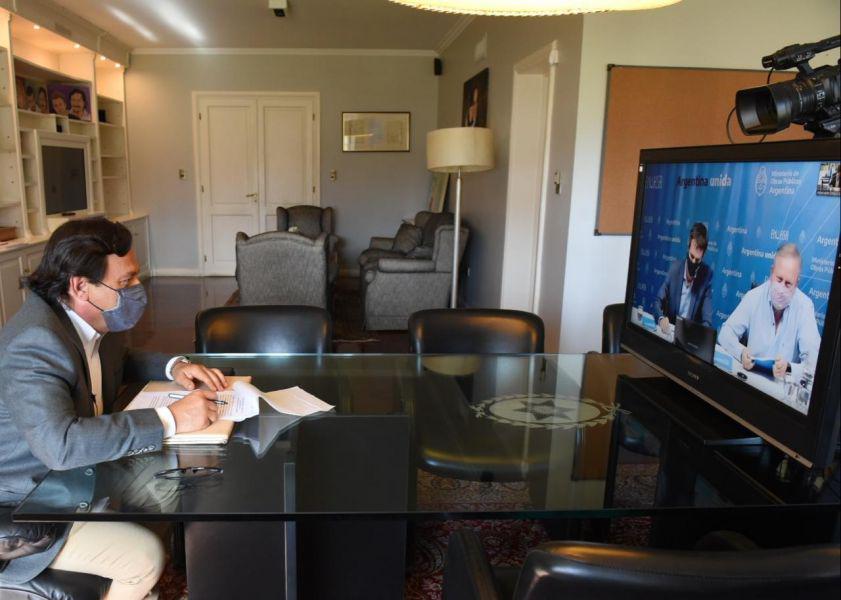 saenz-y-enohsa-firmaron-convenio-para-instalar-en-santa-victoria-este-una-planta-de-tratamiento-de-agua