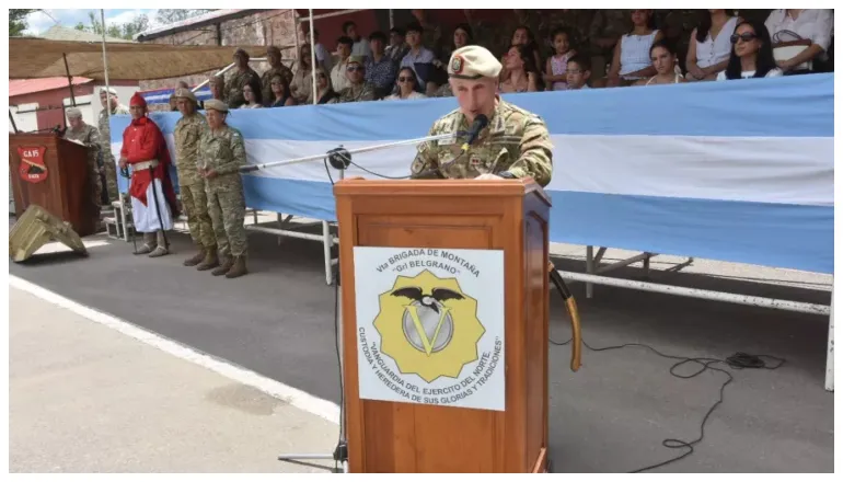 comamndante v brigada montaña