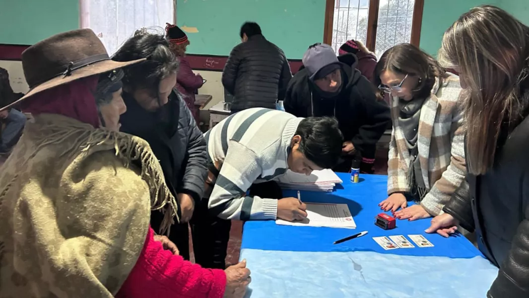 13256-entrega-de-escrituras-de-terrenos-nuevos-propietarios-en-cerrillos-y-capital