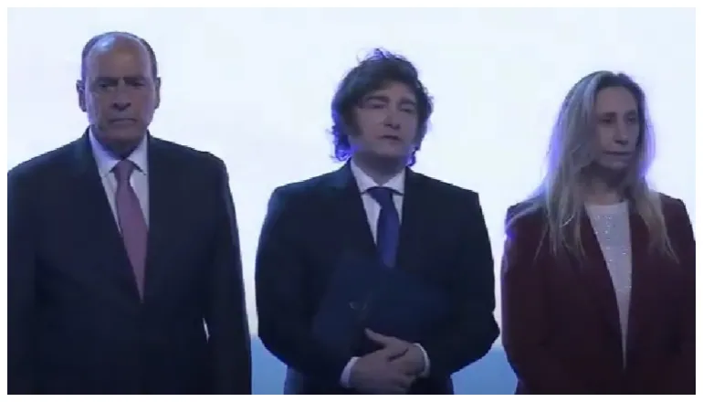 milei en la fit 2025 (1)