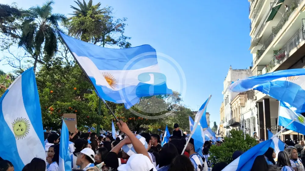 Festejo Argentina Plaza 9-1